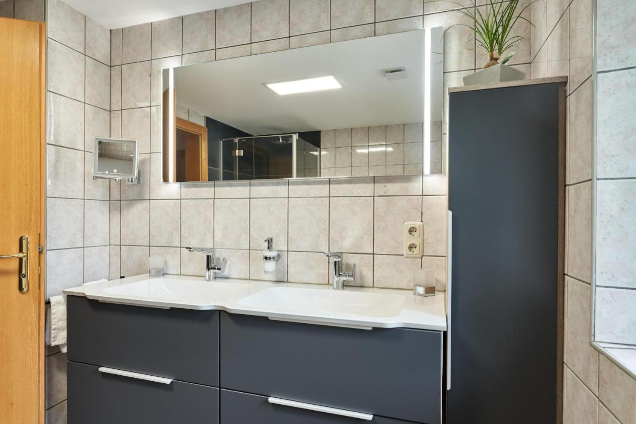 Ferienwohnung Schatz Breitenwang Exterior foto